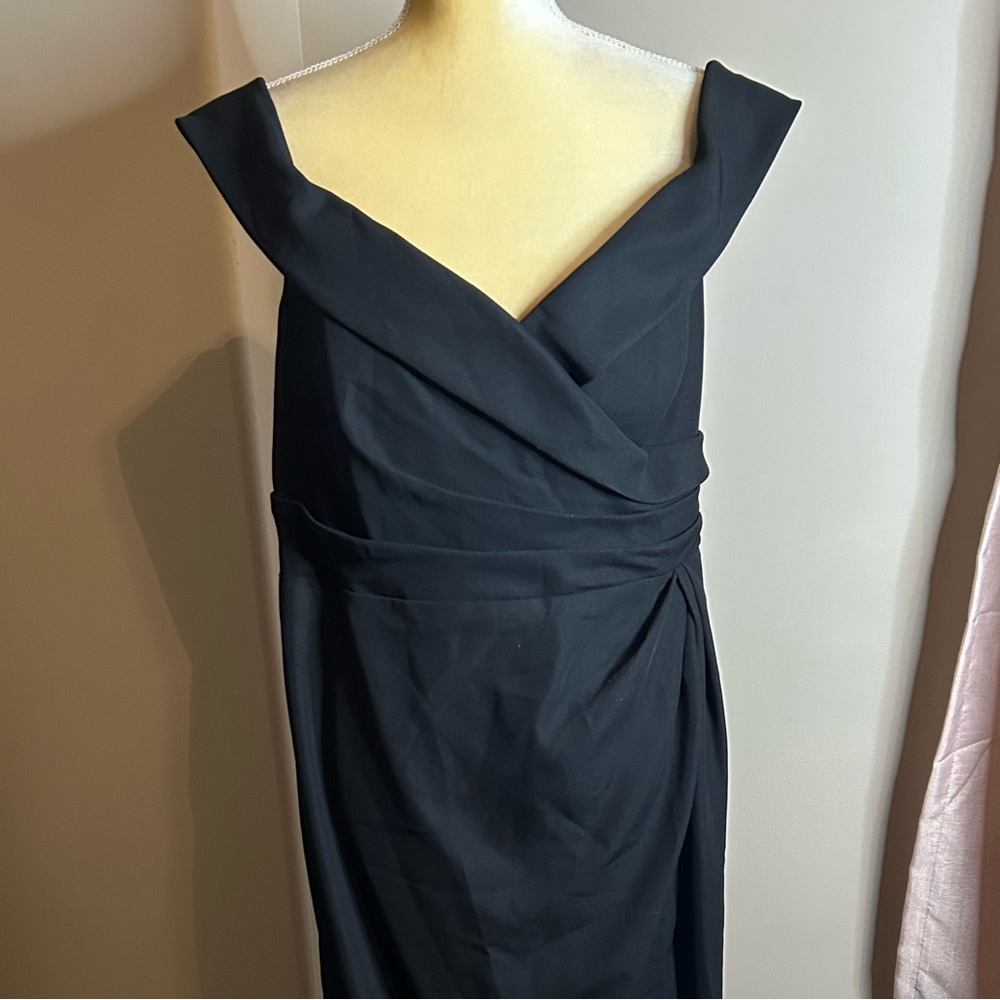 After Six CUFFED OFF-THE-SHOULDER PLEATED FAUX WRAP
MAXI DRESS(size 18) - Picture 8 of 10